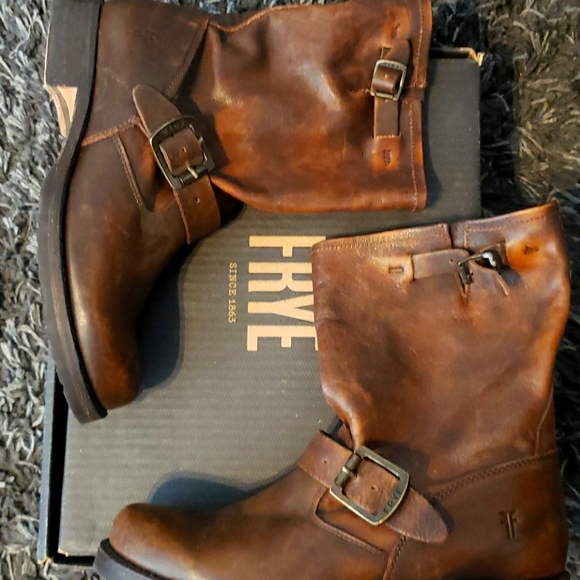 Frye Veronica short boots size 7 medium - Picture 1 of 4
